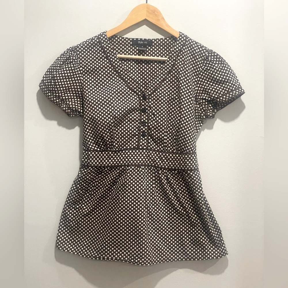 Style & Co Poka Dot Tie-Back Top Size 6